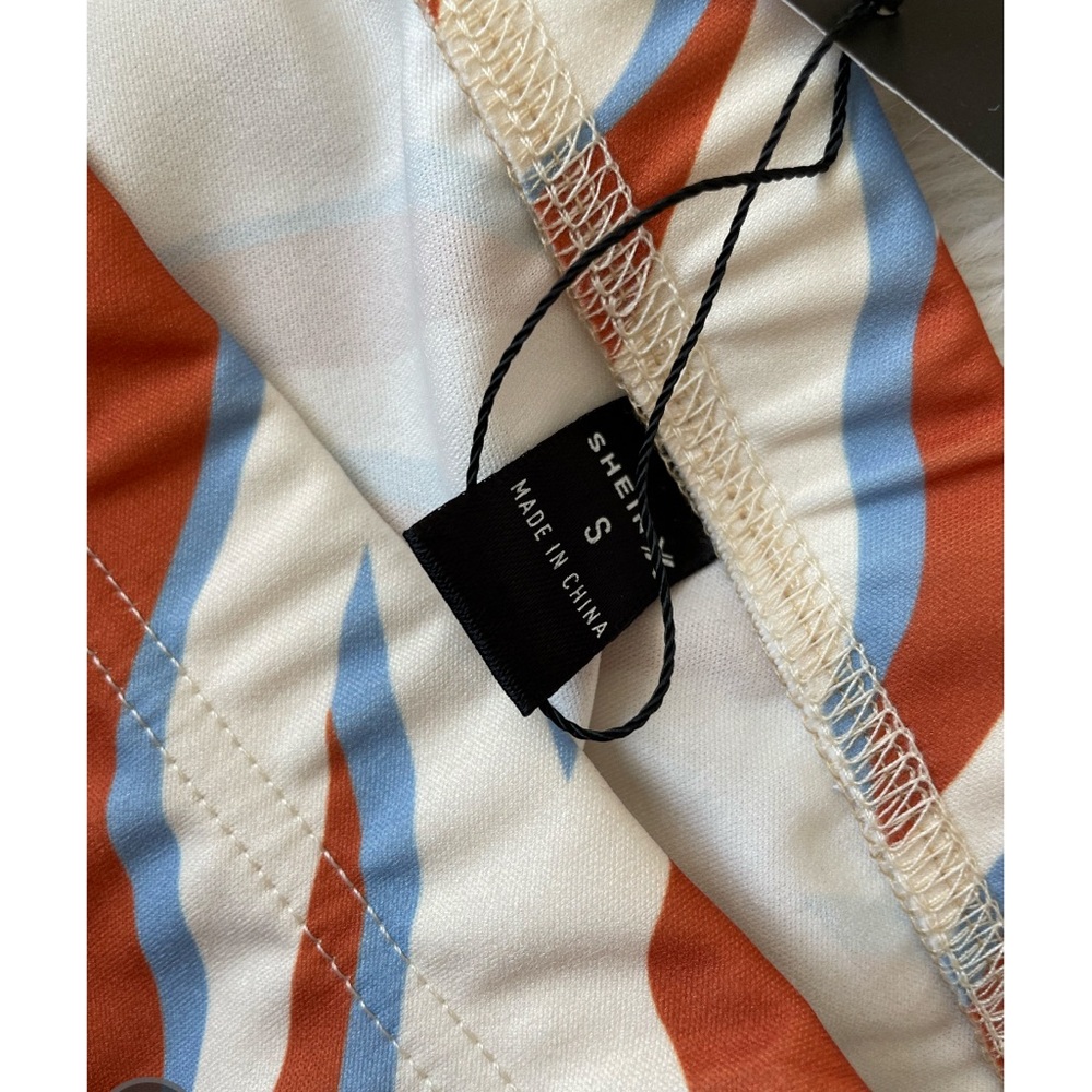 Shein Patterned Mini Skirt - Picture 2 of 2